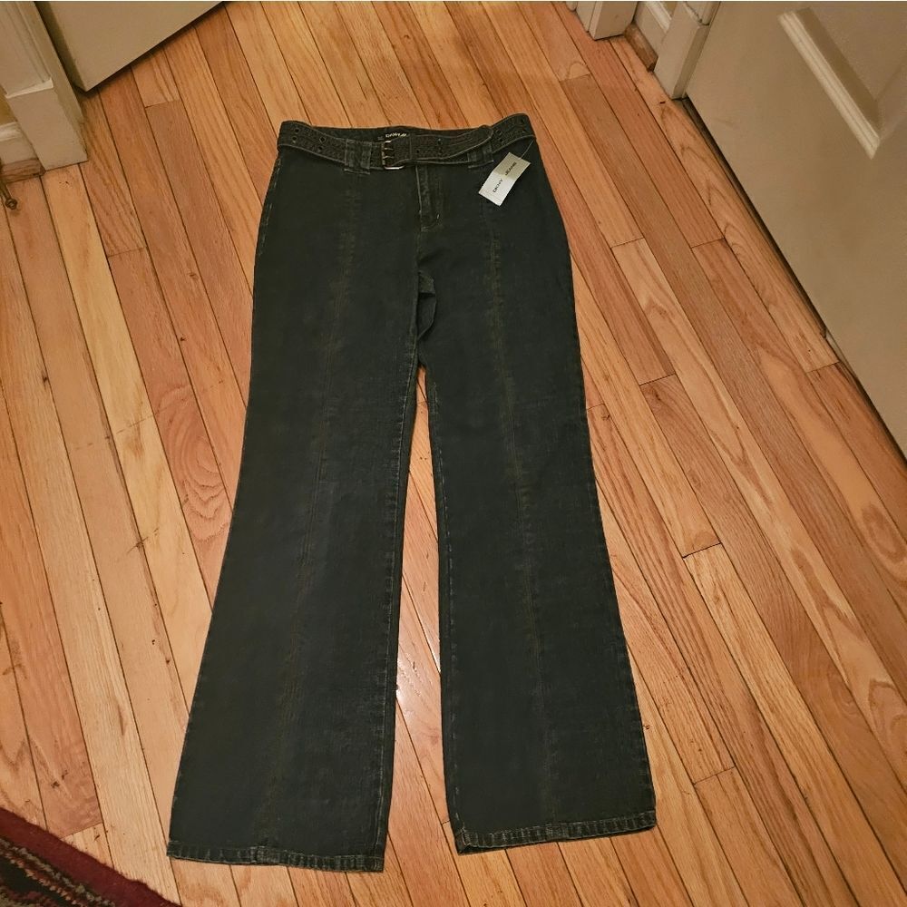 DKNY FLARED BOOT CUT VINTAGE JEANS W/ TAGS STILL ON